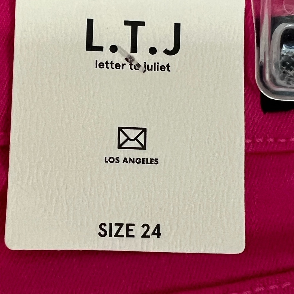 L.T.J. Women’s Barbie Pink Bambino (petite) Straight Leg Jeans - Picture 5 of 14